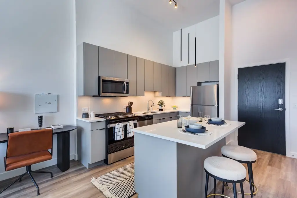 kitchen island of the domain citygate apartments in naperville